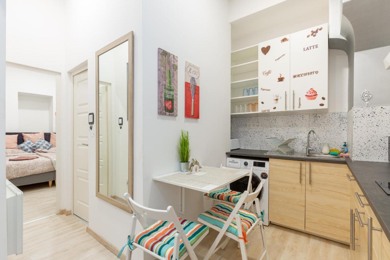 Apartment Colourful بودابست المظهر الخارجي الصورة