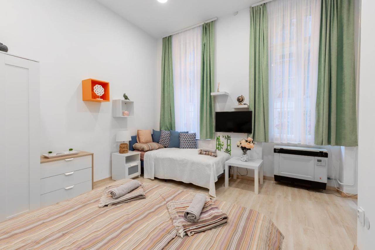 Apartment Colourful بودابست المظهر الخارجي الصورة