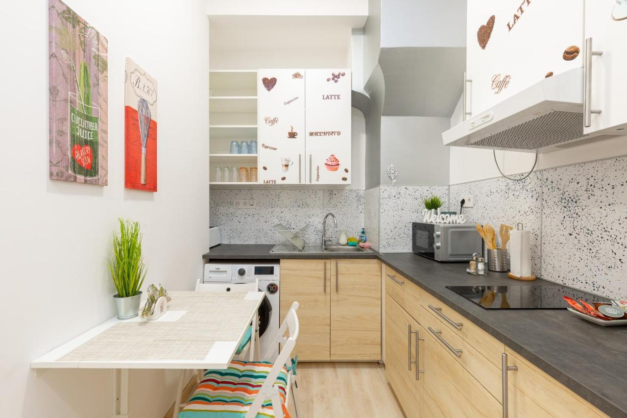 Apartment Colourful بودابست المظهر الخارجي الصورة