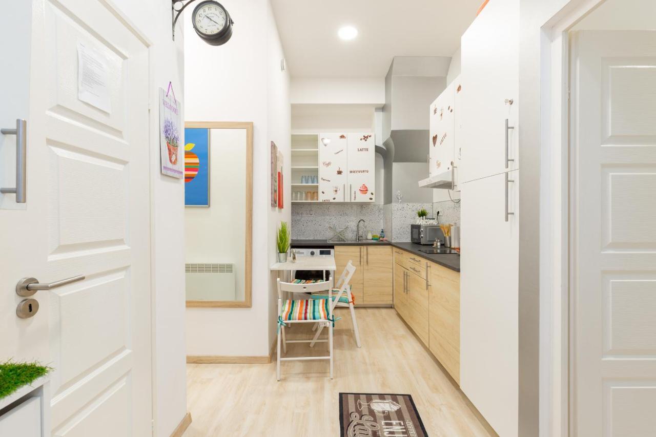 Apartment Colourful بودابست المظهر الخارجي الصورة