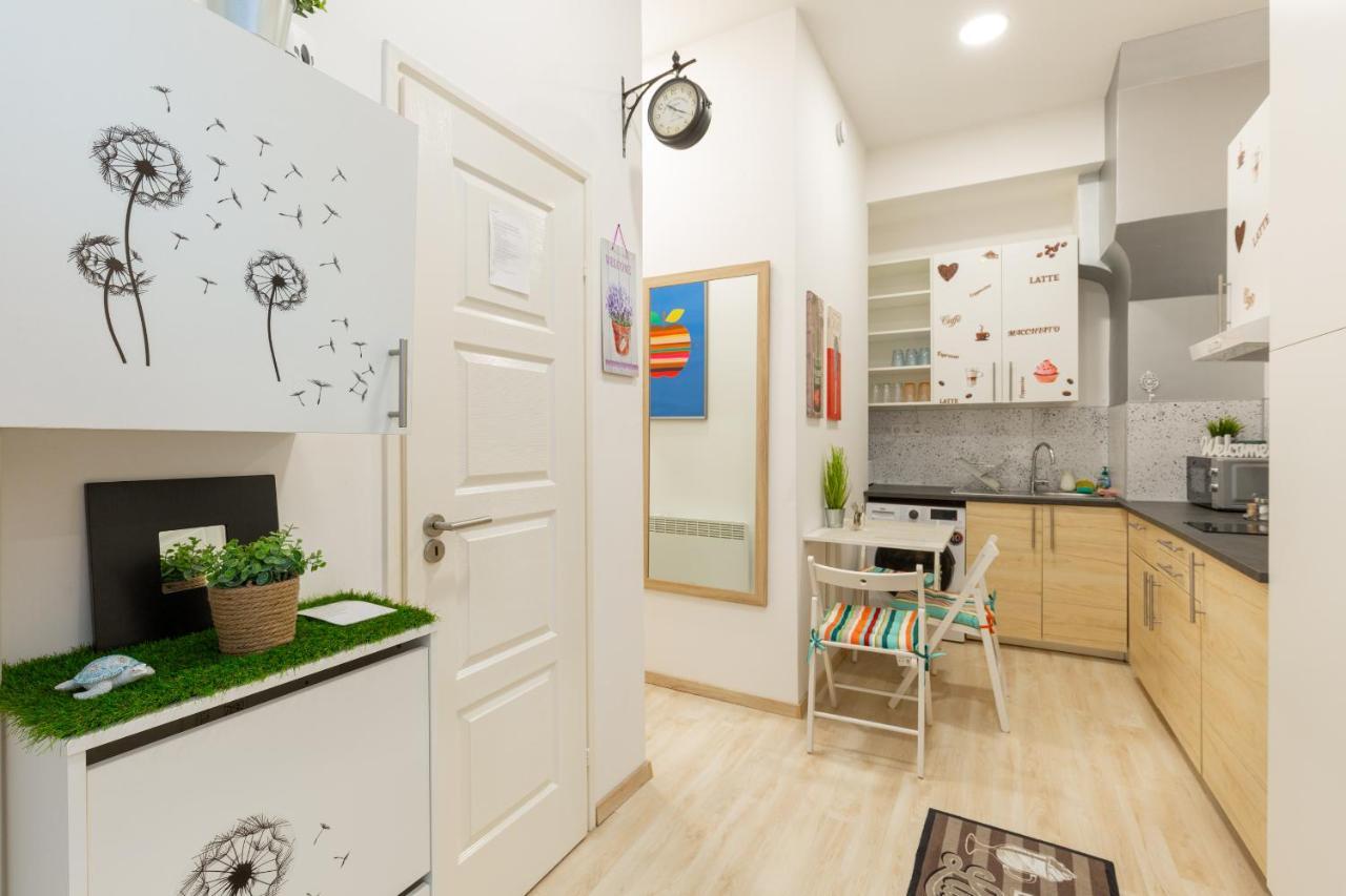 Apartment Colourful بودابست المظهر الخارجي الصورة